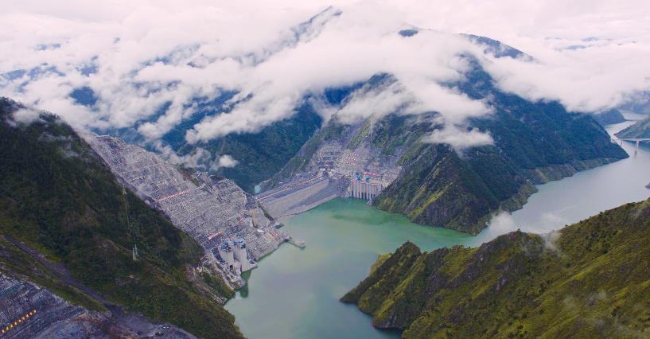 大壩無言立雅江——雅礱江兩河口水電站首批機組投產發...